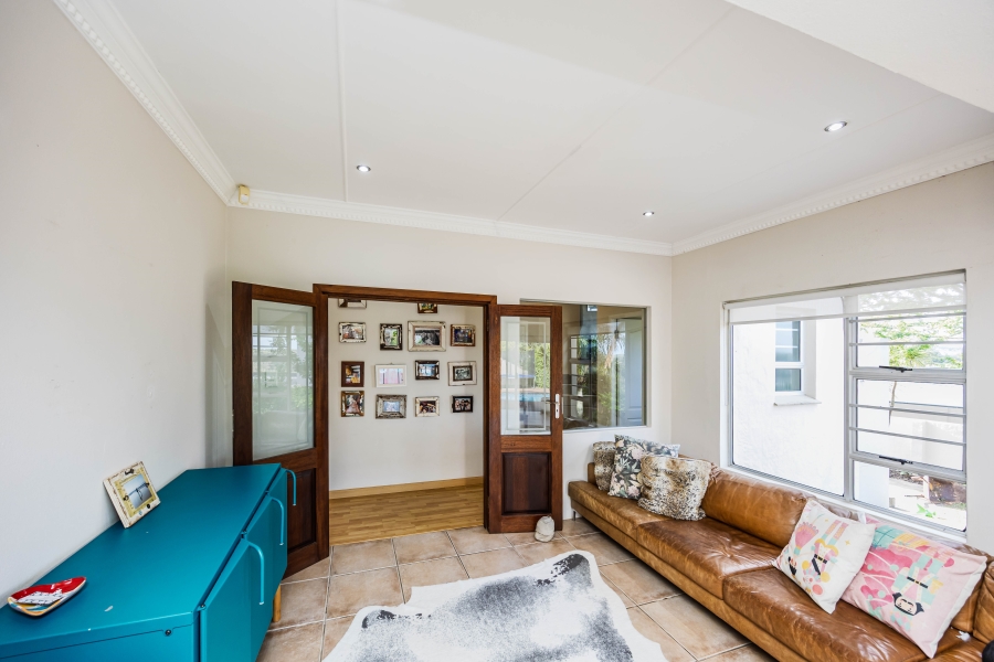 4 Bedroom Property for Sale in Beacon Bay Eastern Cape